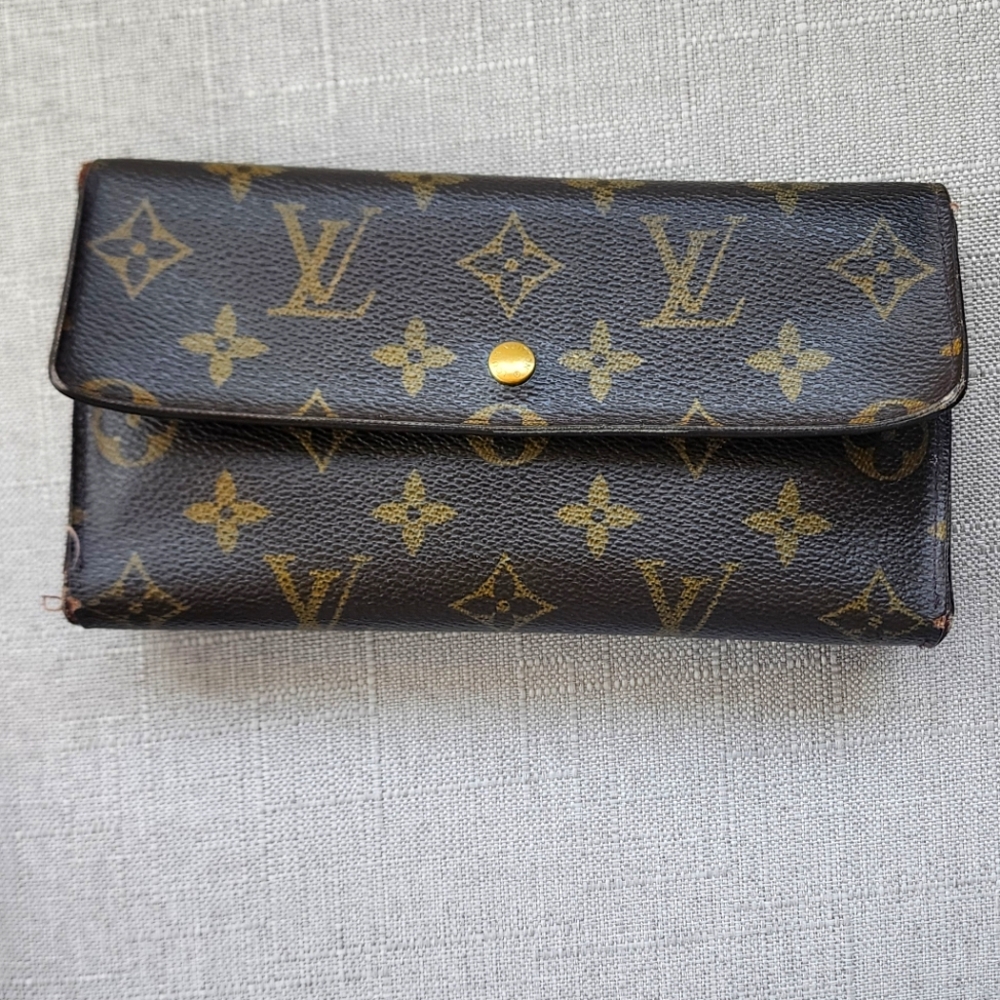 Louis Vuitton Monogram Porte Tresor International Wallet